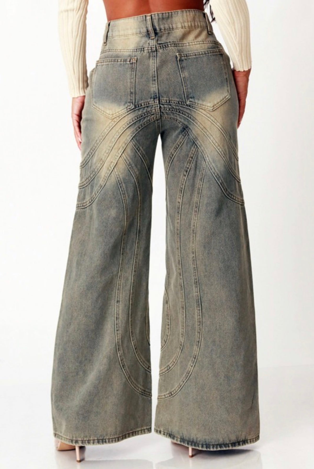 Wide Leg Light Acid Wash Curve Paneled Jeans