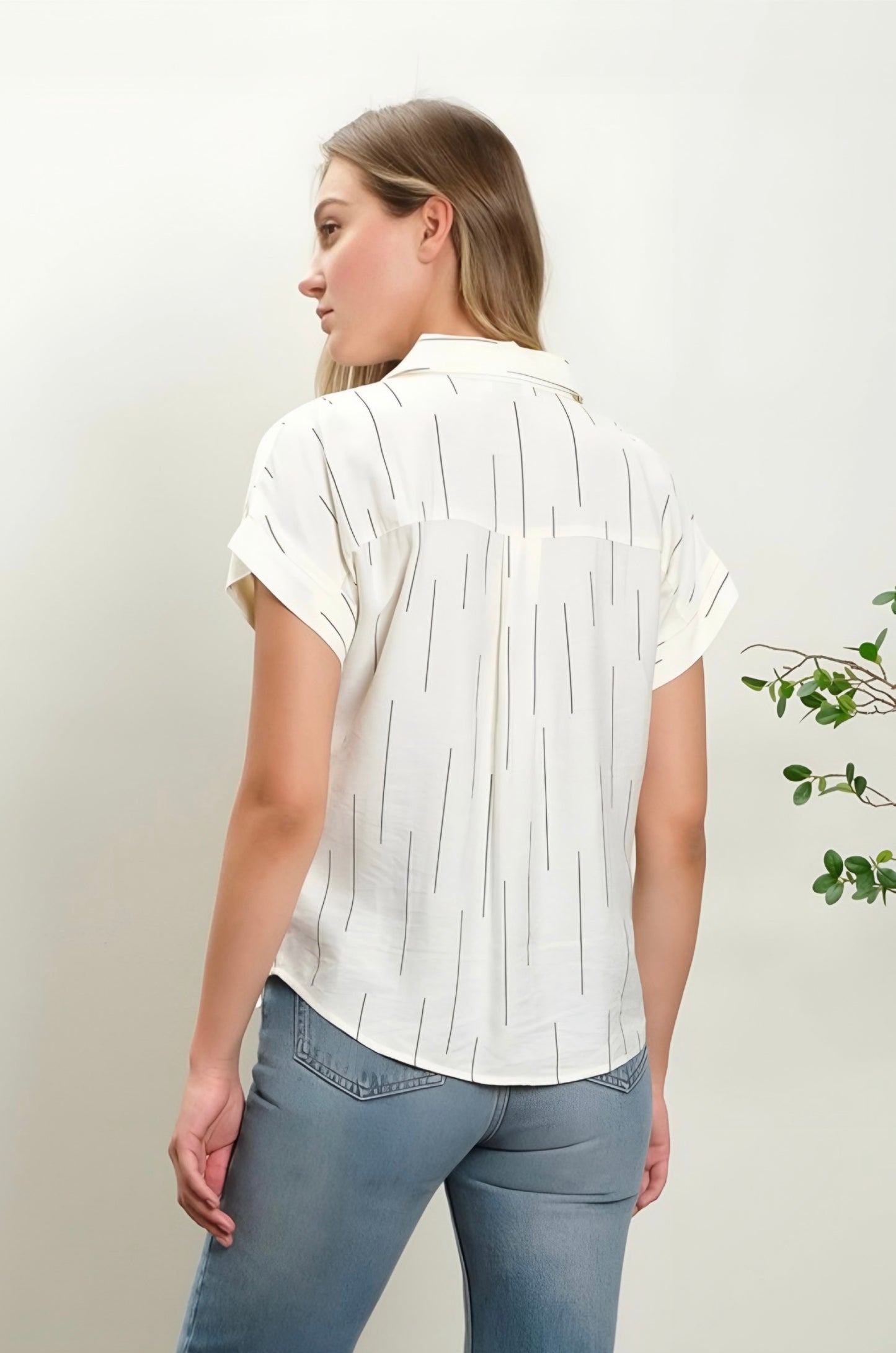 Linen Short Sleeve Button-Up