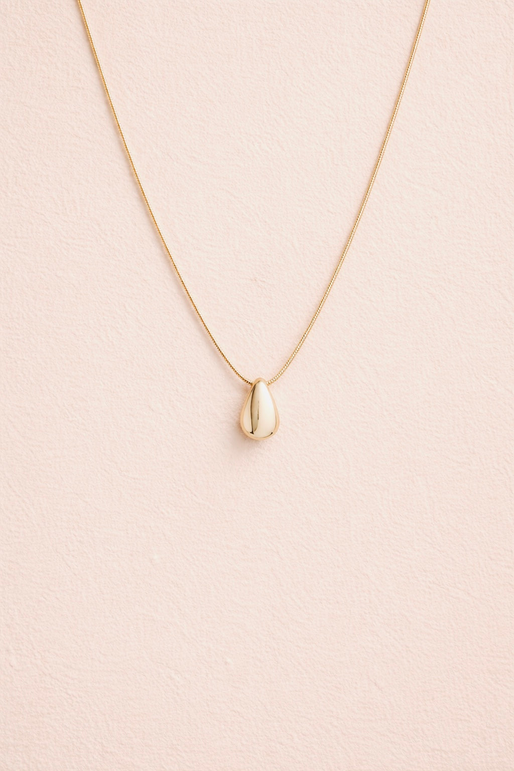 Golden Teardrop Round Snake Chain Necklace