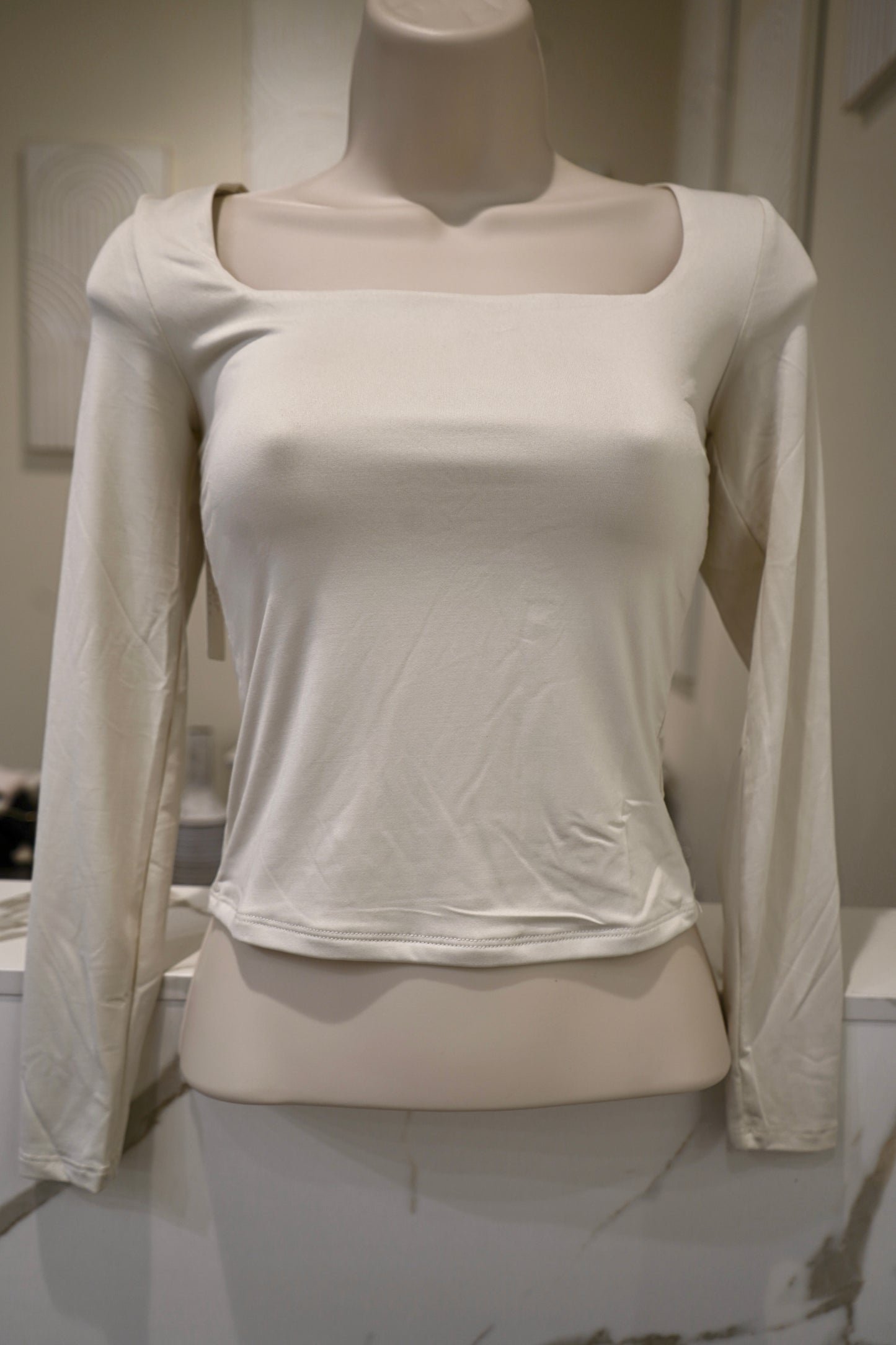 Square cut fitted top