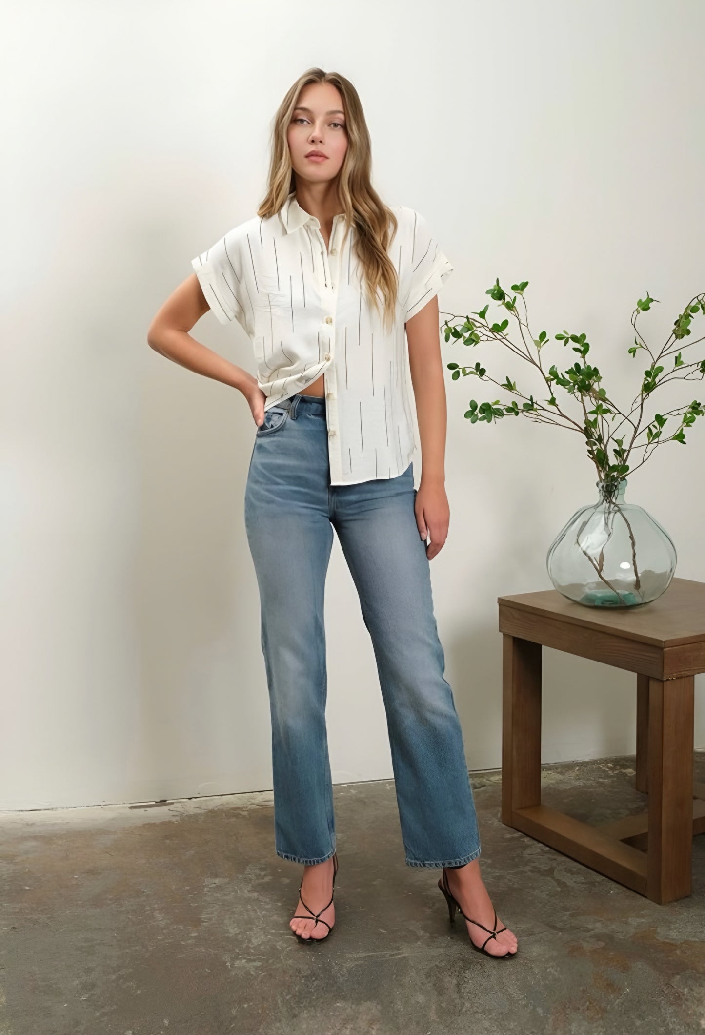 Linen Short Sleeve Button-Up