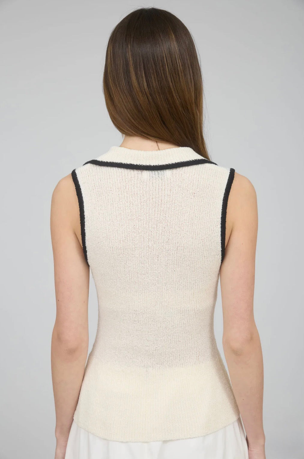 Knitted Buttoned Vest