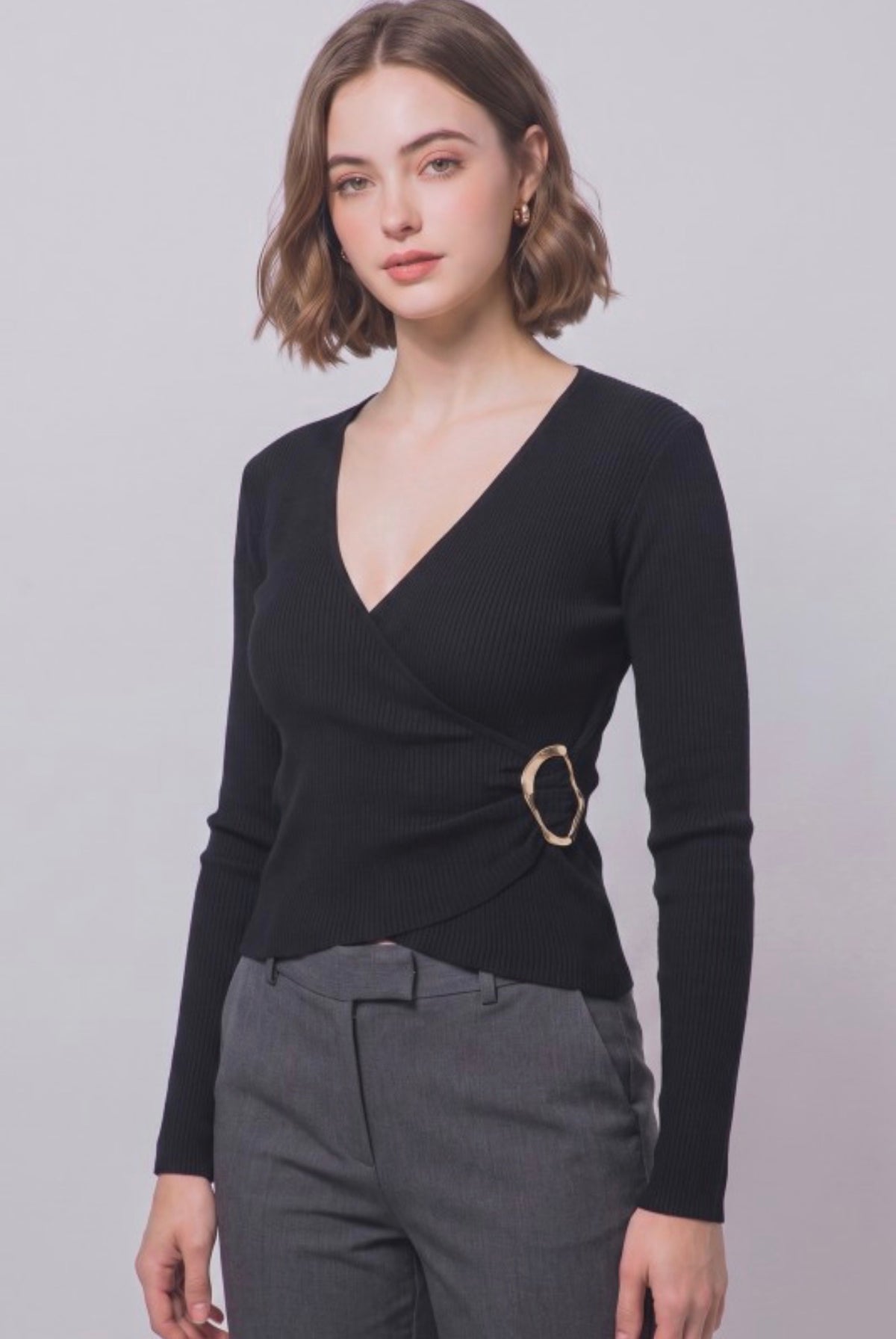 Rib Wrap V Neck Long Sleeve with Gold Accent