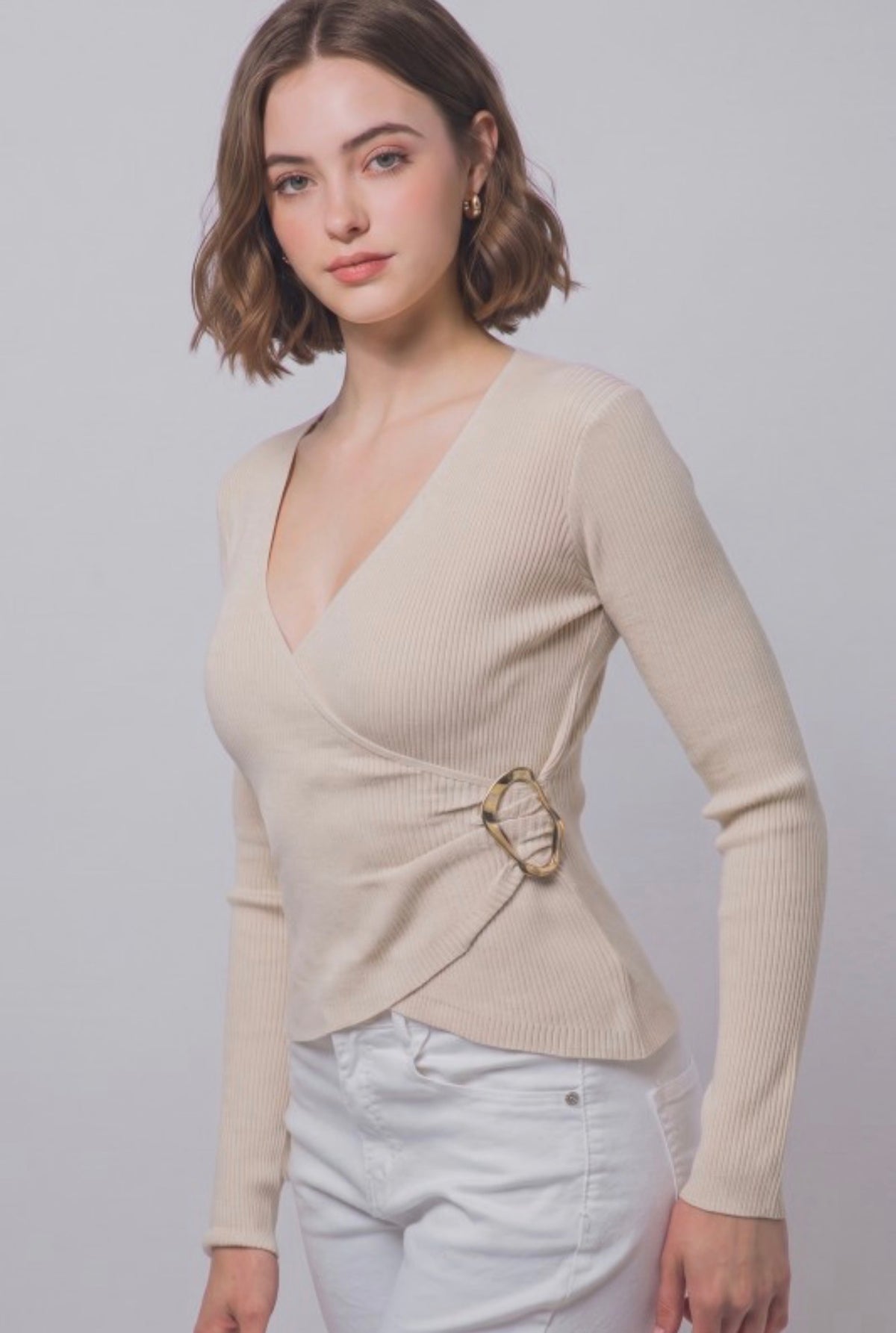 Rib Wrap V Neck Long Sleeve with Gold Accent