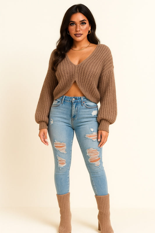 674 Light Wash Distress Skinny Jeans