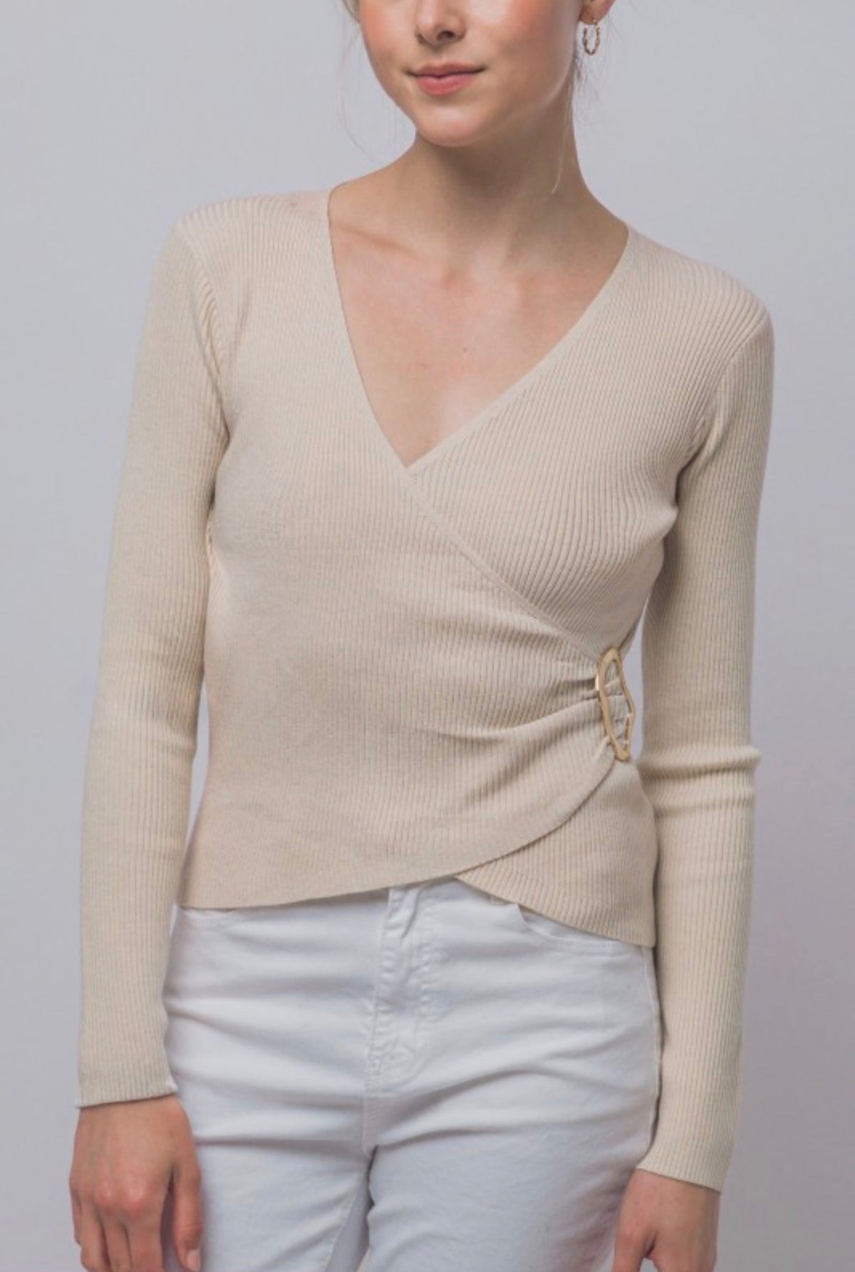 Rib Wrap V Neck Long Sleeve with Gold Accent