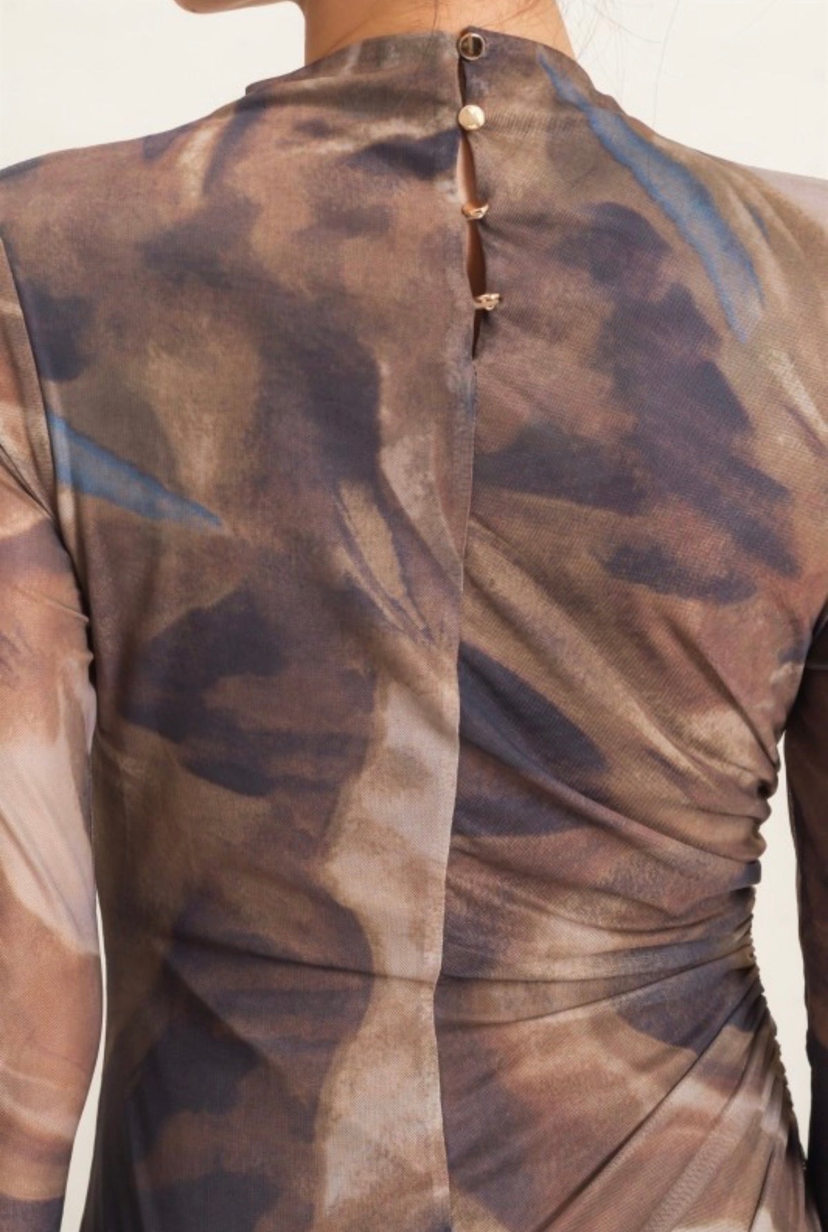 Abstract Brown Scrunch Side Long Sleeve Maxi Dress