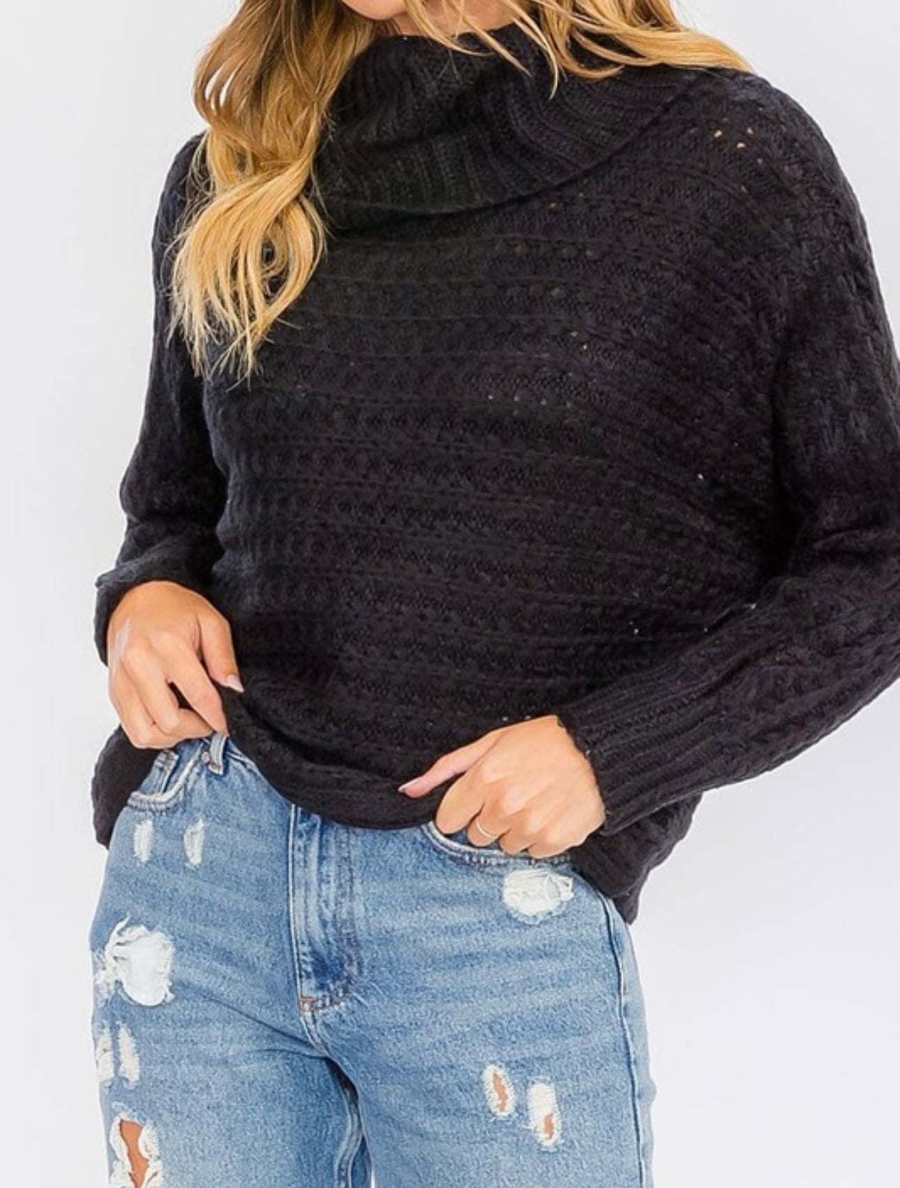 Wide Knitted turtleneck