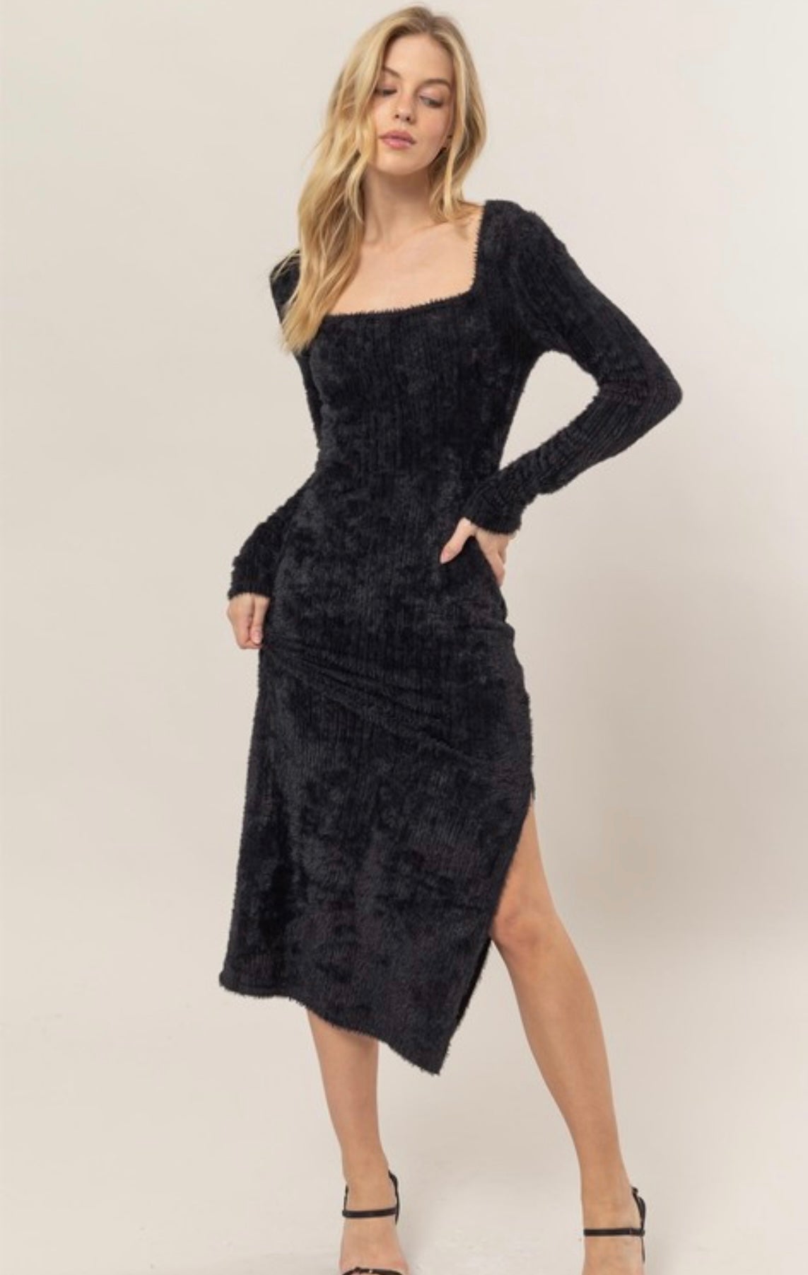 Fluffy U-Shape Neckline Dress